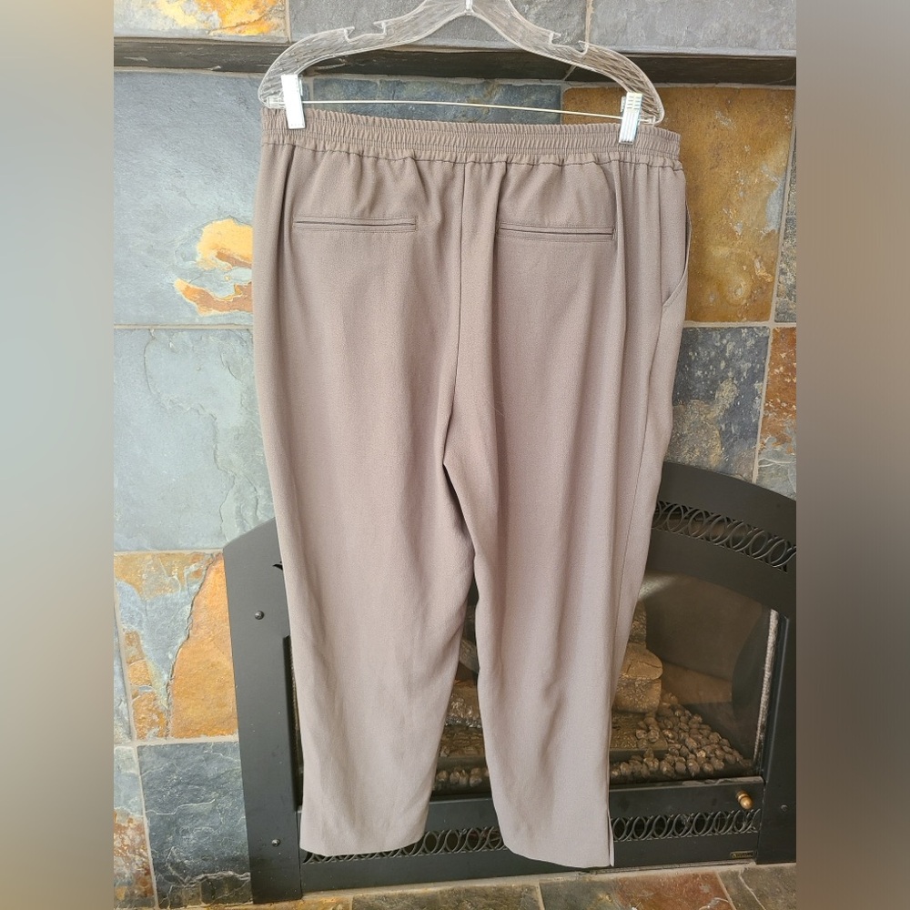 Anthropologie The Essential Pull-On Trouser Olive Green Slim Fit Elastic Waist L - Picture 10 of 10